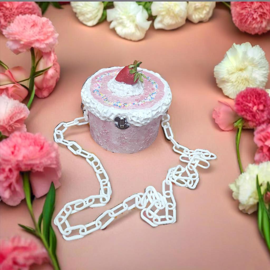 Chandelier Strawberry Shortcake-Fake Cake Purse image 0