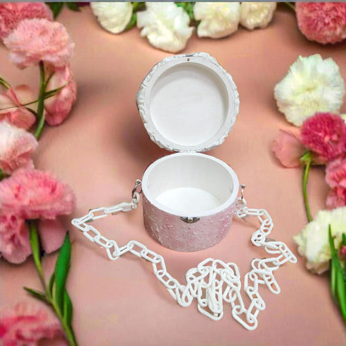 Chandelier Strawberry Shortcake-Fake Cake Purse image 1
